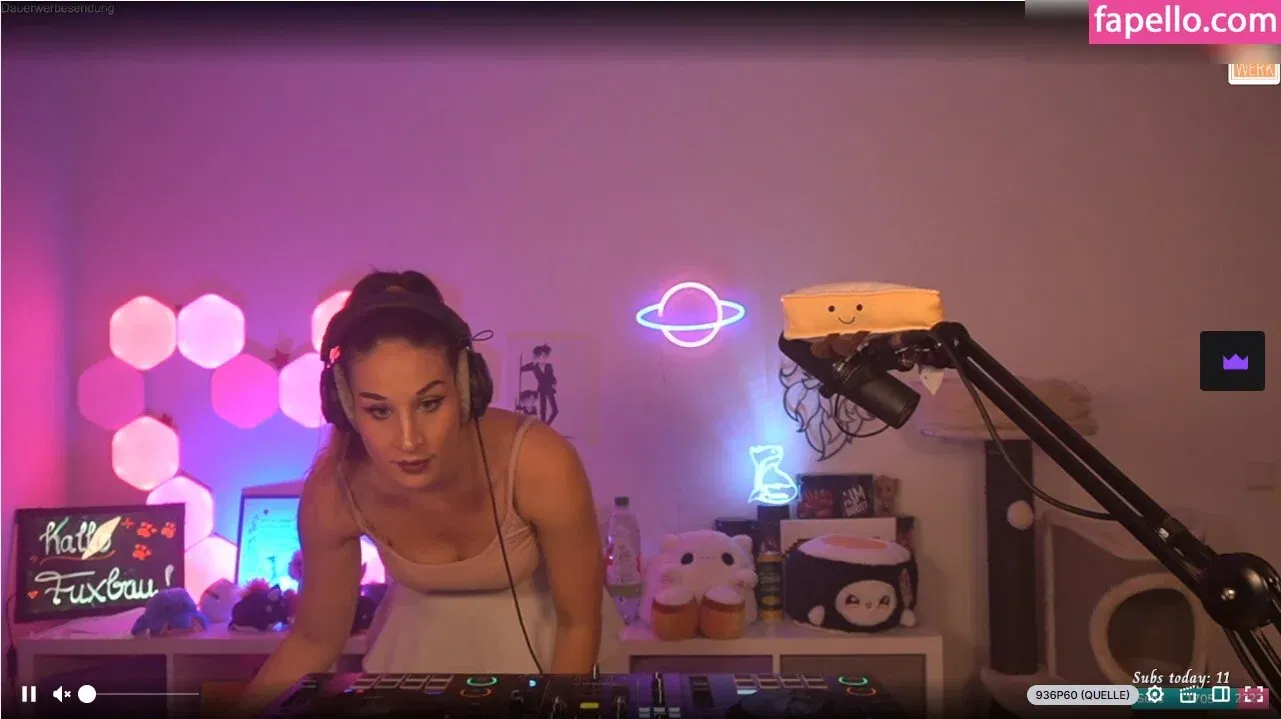 JuleTheFox Onlyfans Photo Gallery 