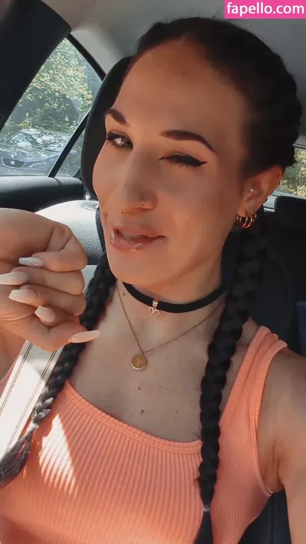 JuleTheFox Onlyfans Photo Gallery 