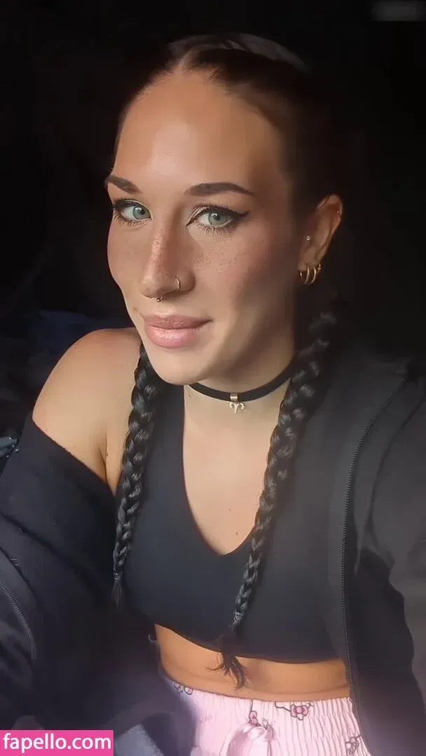 JuleTheFox Onlyfans Photo Gallery 