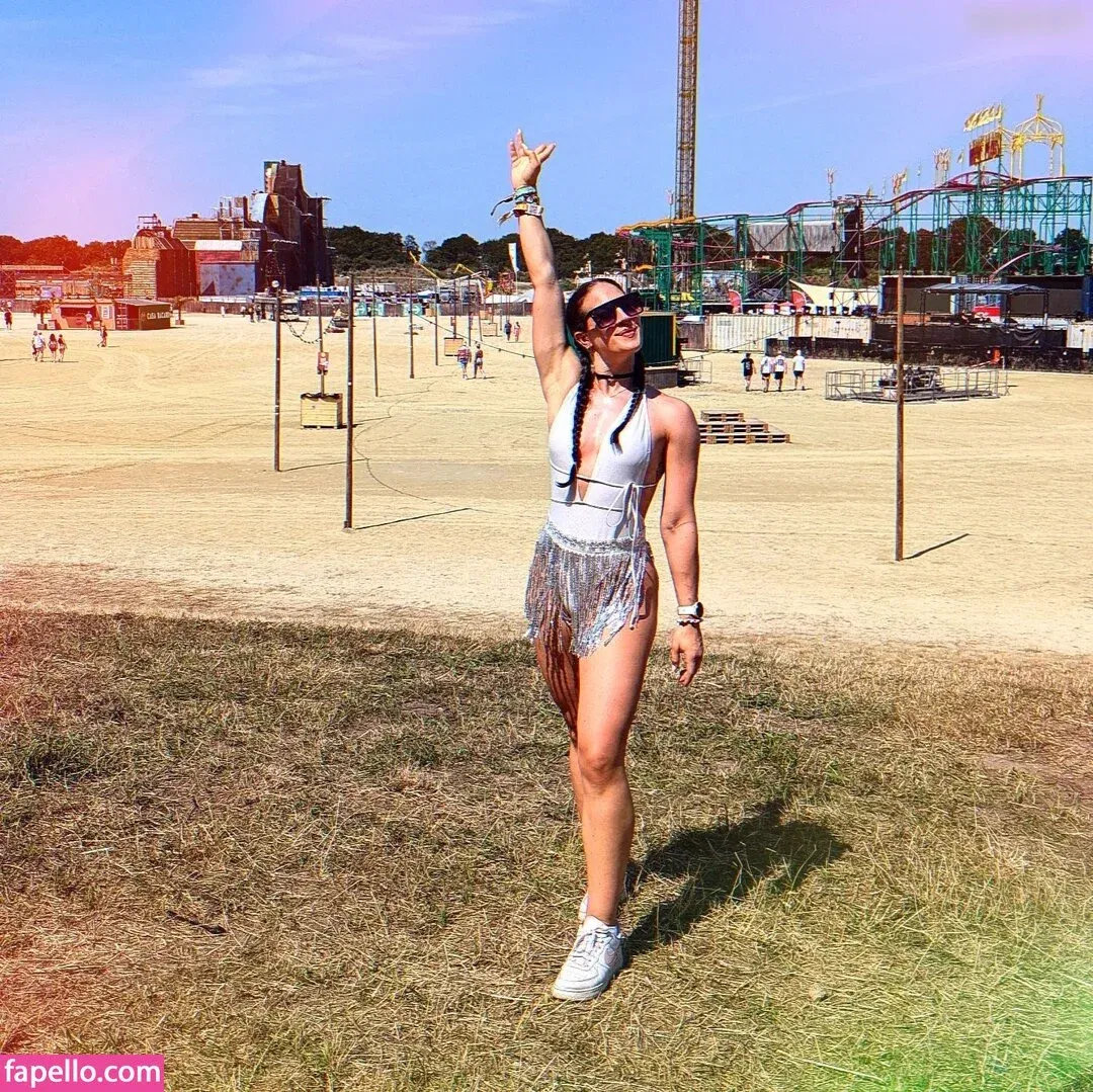 JuleTheFox Onlyfans Photo Gallery 