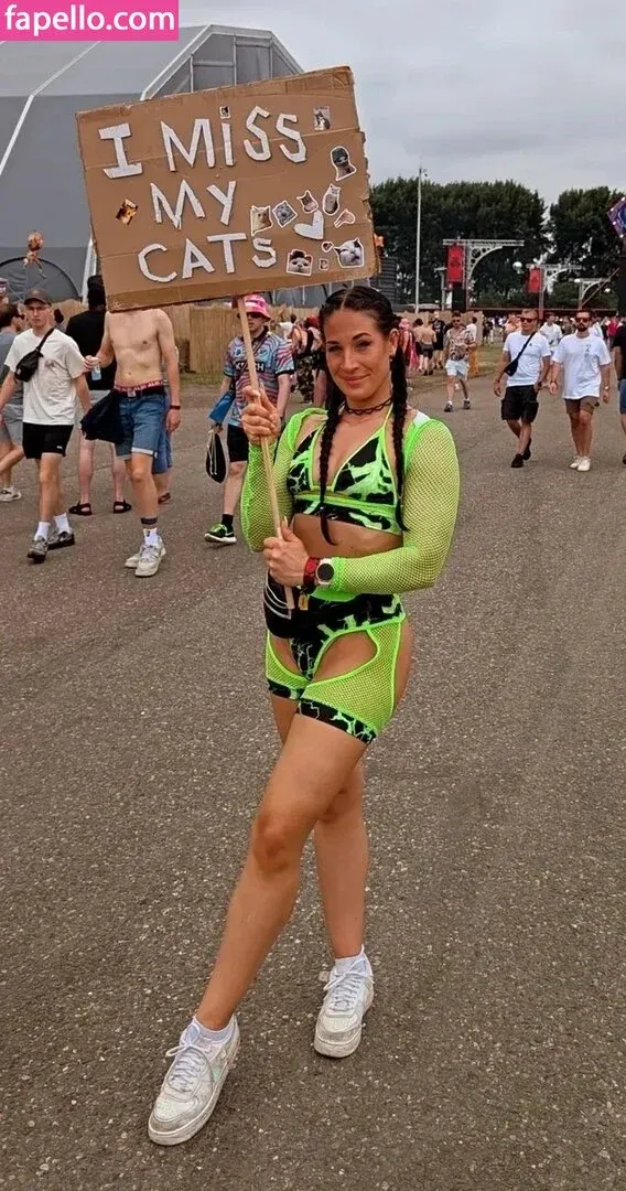 JuleTheFox Onlyfans Photo Gallery 