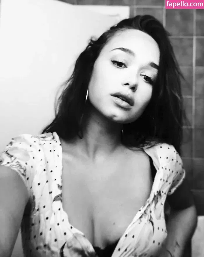 Rose Victoria Williams Onlyfans Photo Gallery 