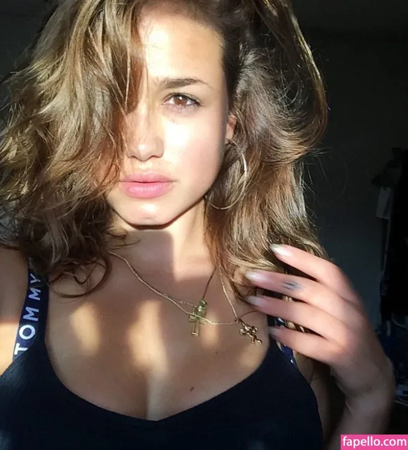 Rose Victoria Williams Onlyfans Photo Gallery 