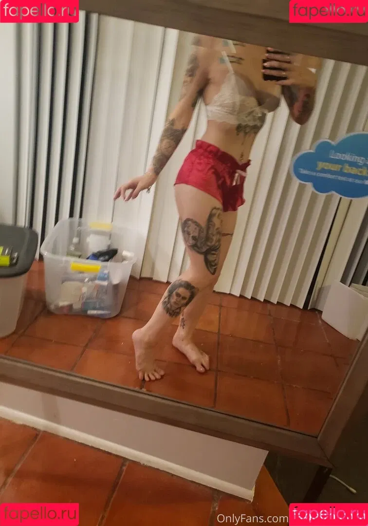Missy Graves Onlyfans Photo Gallery 