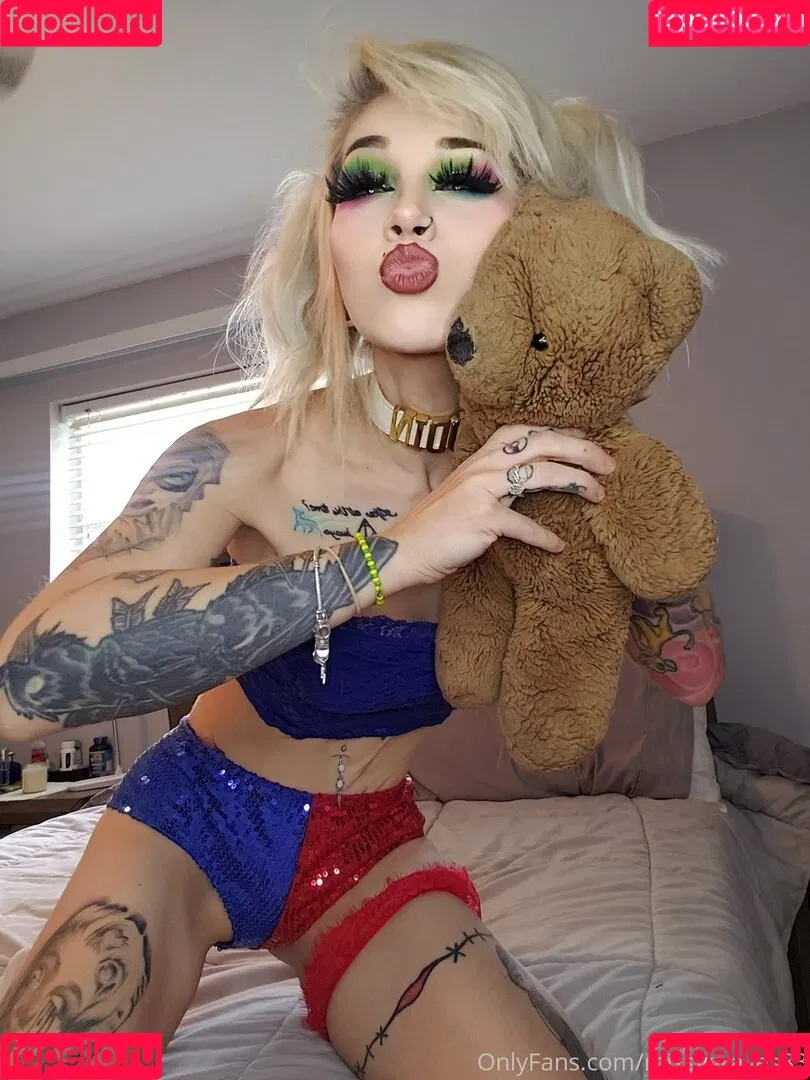 Missy Graves Onlyfans Photo Gallery 