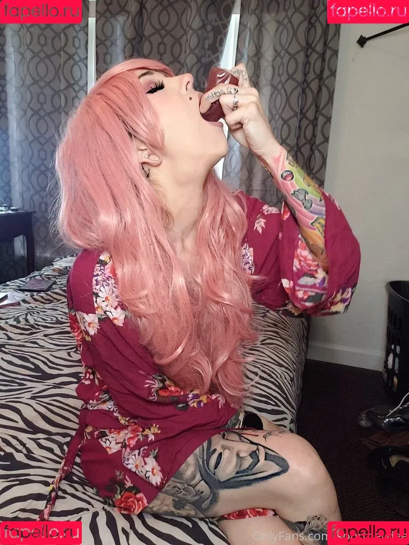 Missy Graves Onlyfans Photo Gallery 