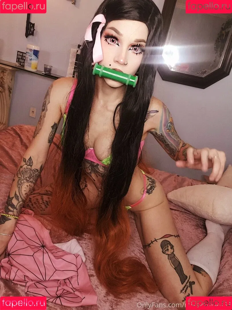 Missy Graves Onlyfans Photo Gallery 