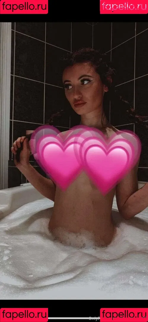 Missy Graves Onlyfans Photo Gallery 