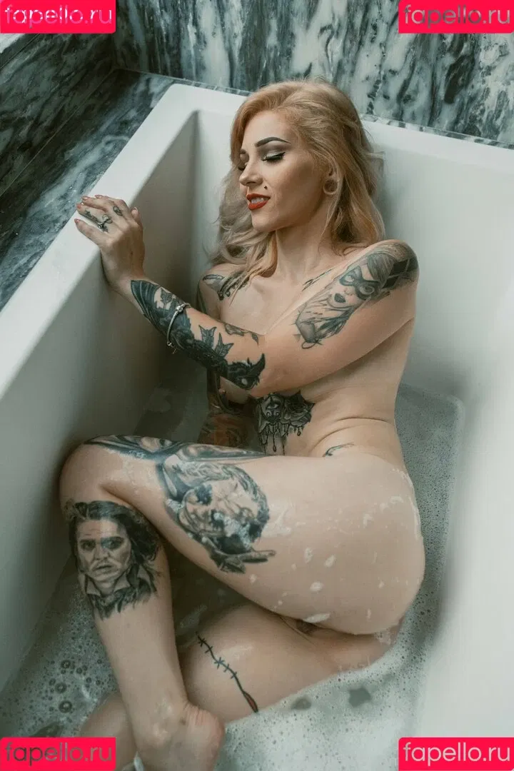 Missy Graves Onlyfans Photo Gallery 