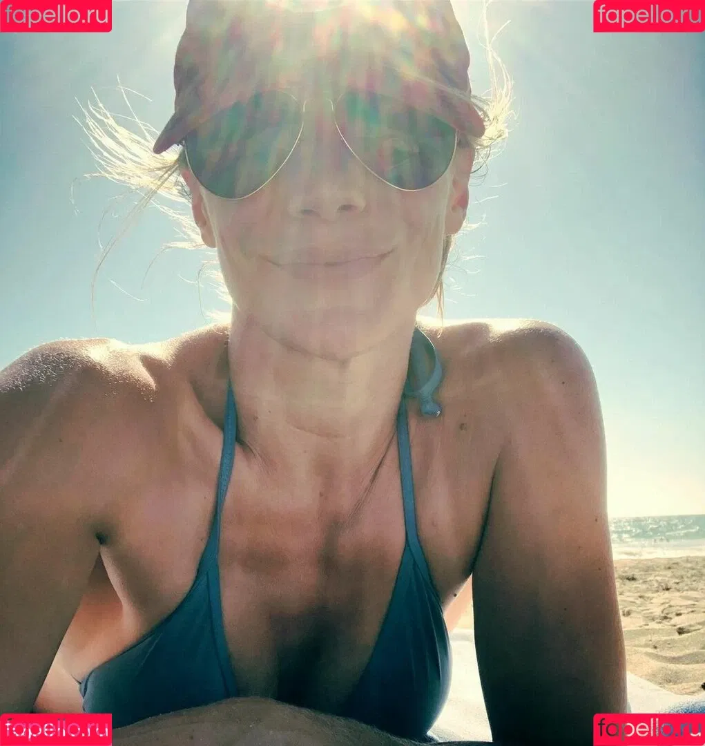 Katee Sackhoff Onlyfans Photo Gallery 