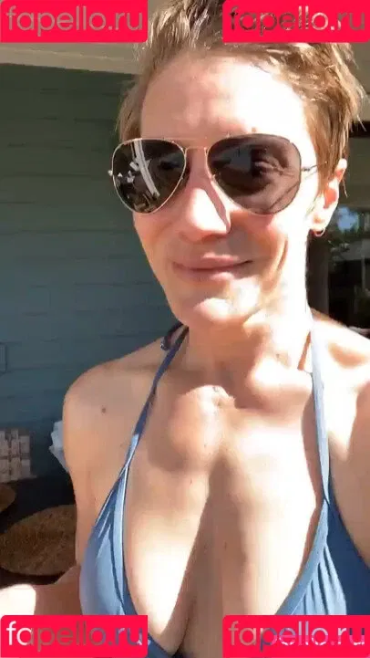 Katee Sackhoff Onlyfans Photo Gallery 
