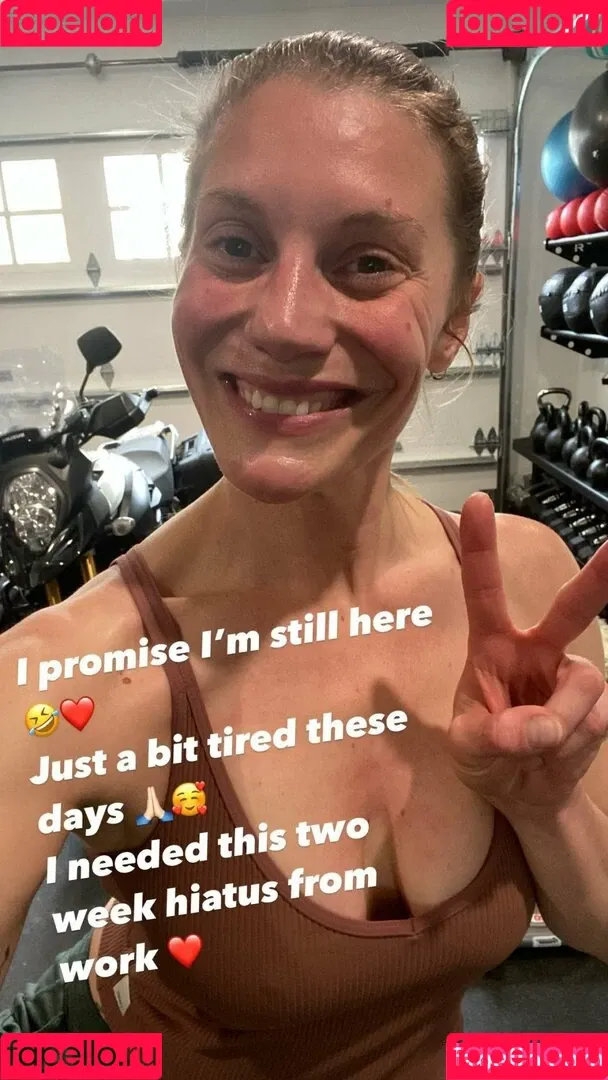 Katee Sackhoff Onlyfans Photo Gallery 