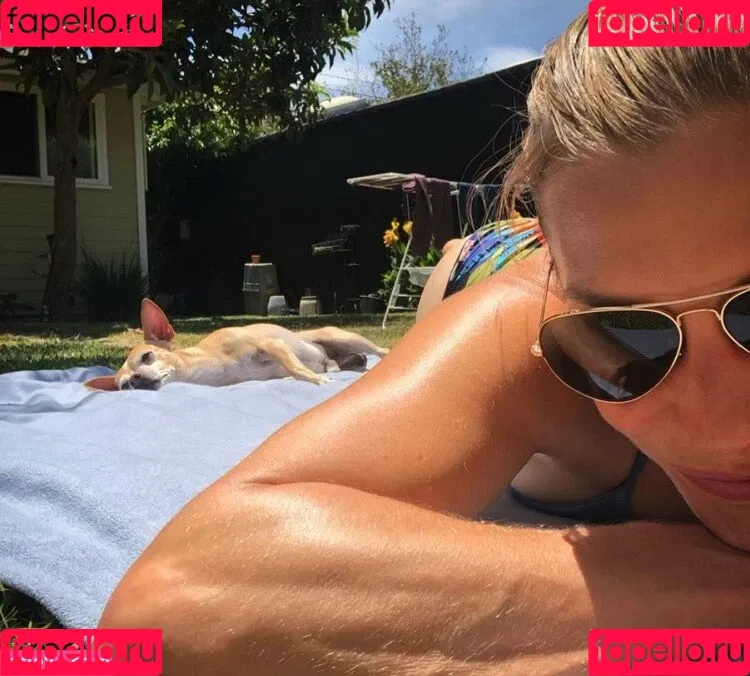 Katee Sackhoff Onlyfans Photo Gallery 