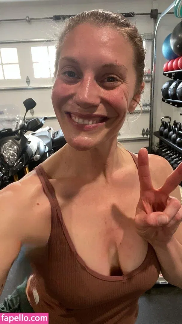 Katee Sackhoff Onlyfans Photo Gallery 
