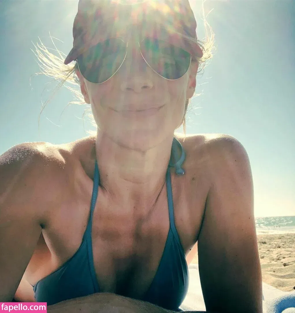 Katee Sackhoff Onlyfans Photo Gallery 