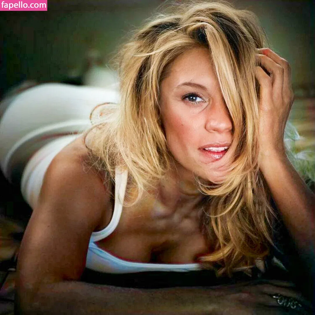 Katee Sackhoff Onlyfans Photo Gallery 