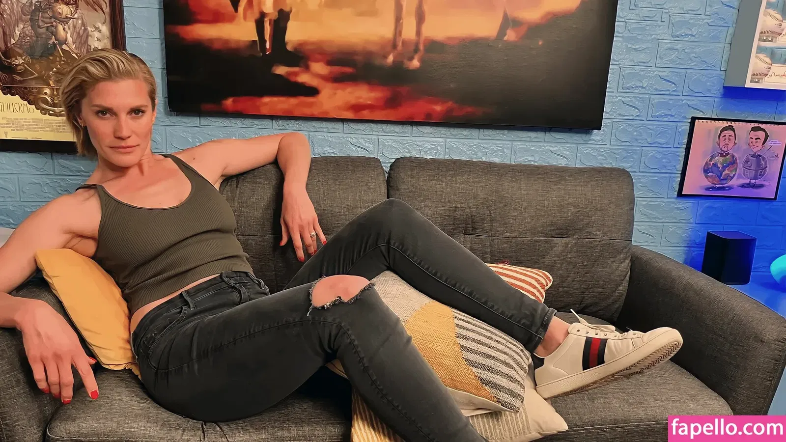 Katee Sackhoff Onlyfans Photo Gallery 