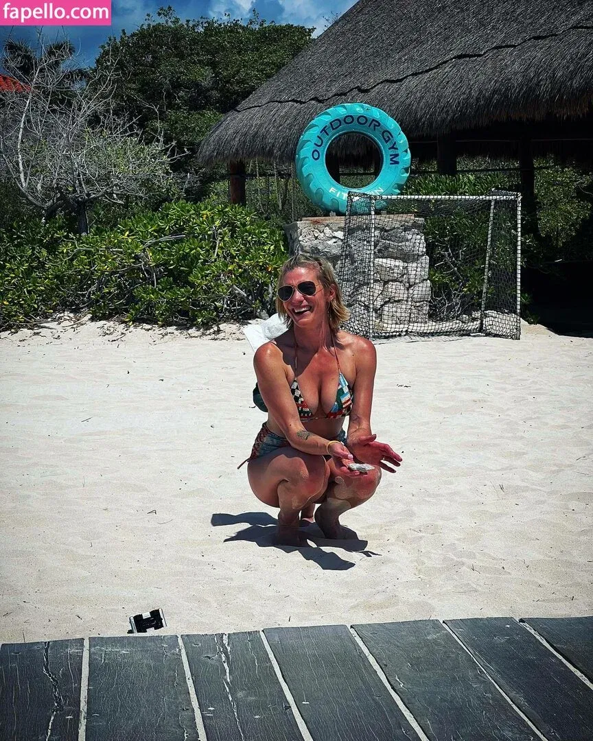 Katee Sackhoff Onlyfans Photo Gallery 