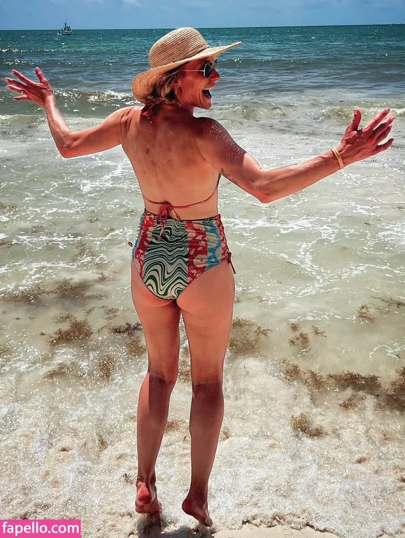 Katee Sackhoff Onlyfans Photo Gallery 