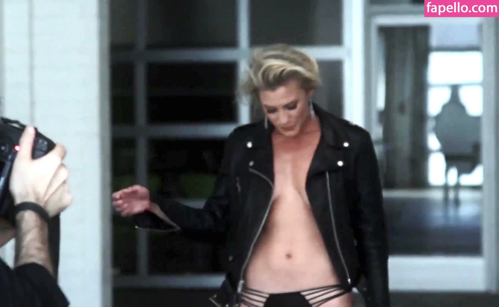 Katee Sackhoff Onlyfans Photo Gallery 