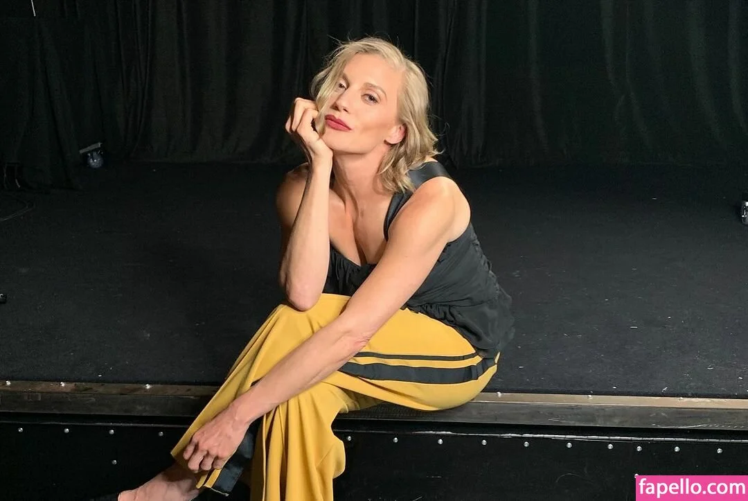 Katee Sackhoff Onlyfans Photo Gallery 