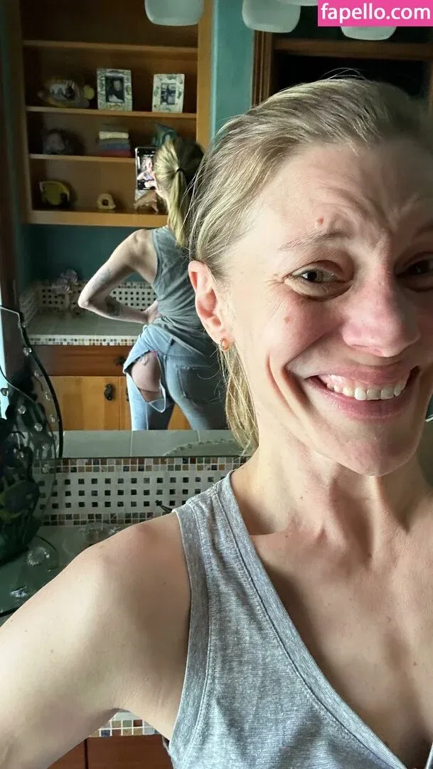 Katee Sackhoff Onlyfans Photo Gallery 