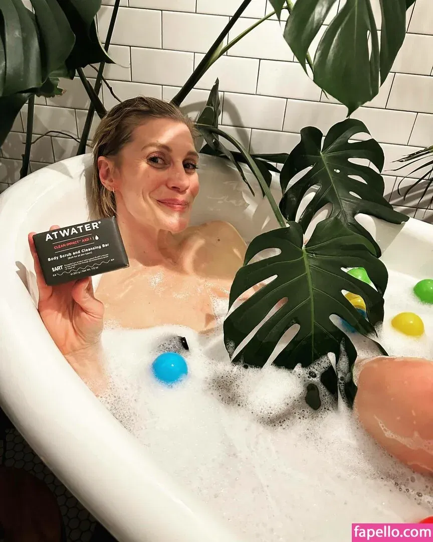 Katee Sackhoff Onlyfans Photo Gallery 