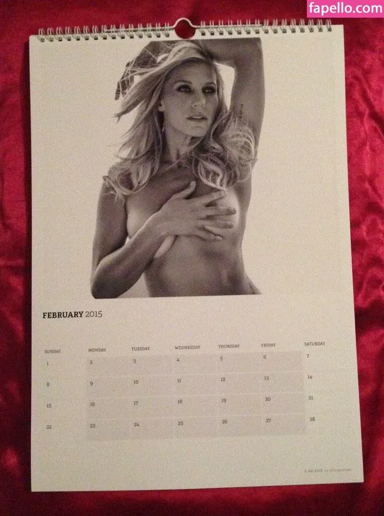 Katee Sackhoff Onlyfans Photo Gallery 