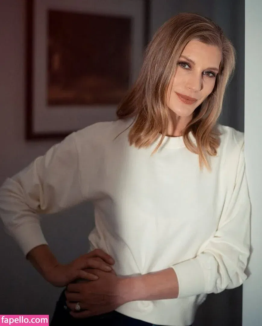 Katee Sackhoff Onlyfans Photo Gallery 