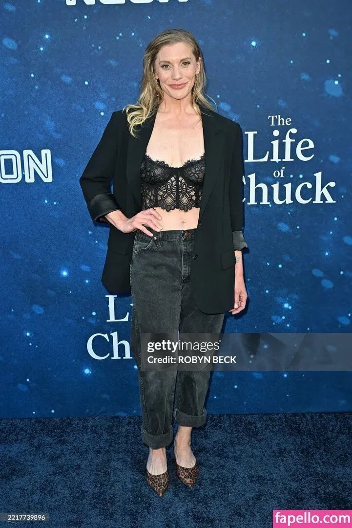 Katee Sackhoff Onlyfans Photo Gallery 