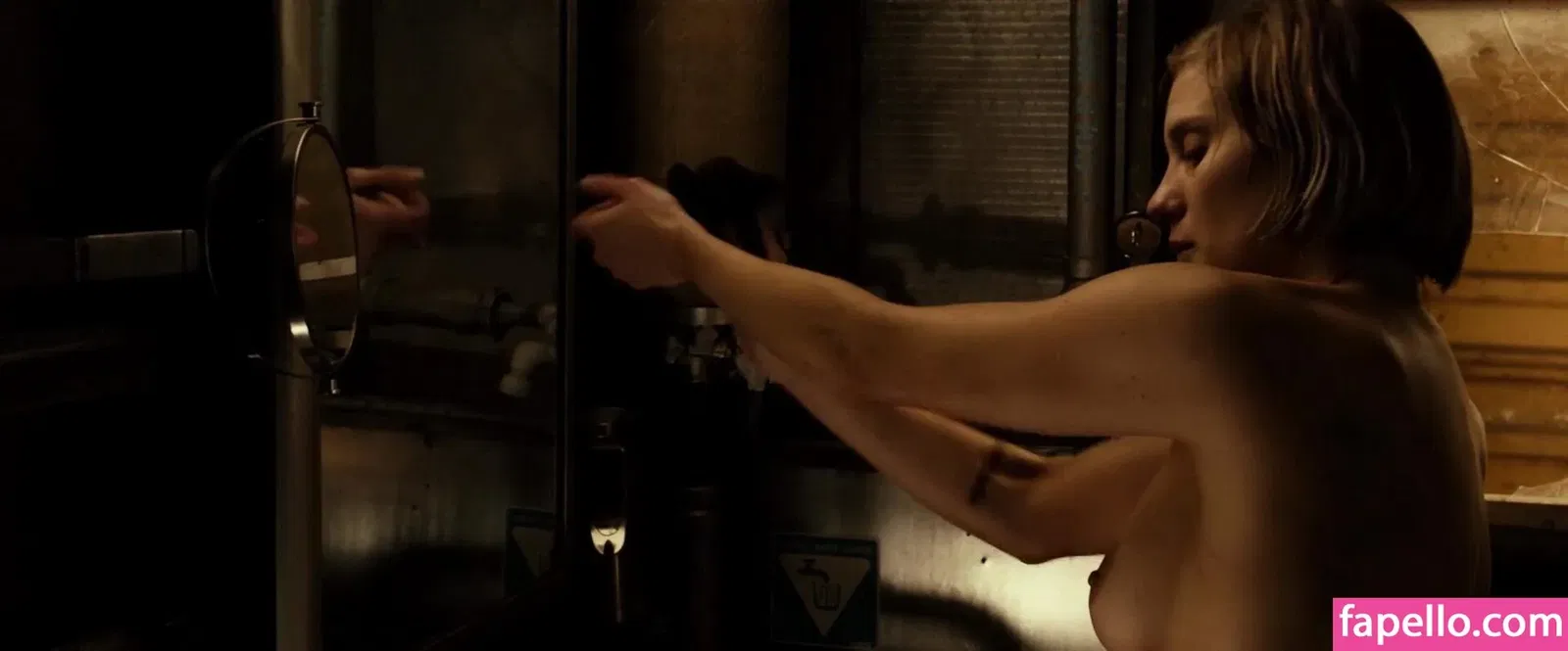 Katee Sackhoff Onlyfans Photo Gallery 