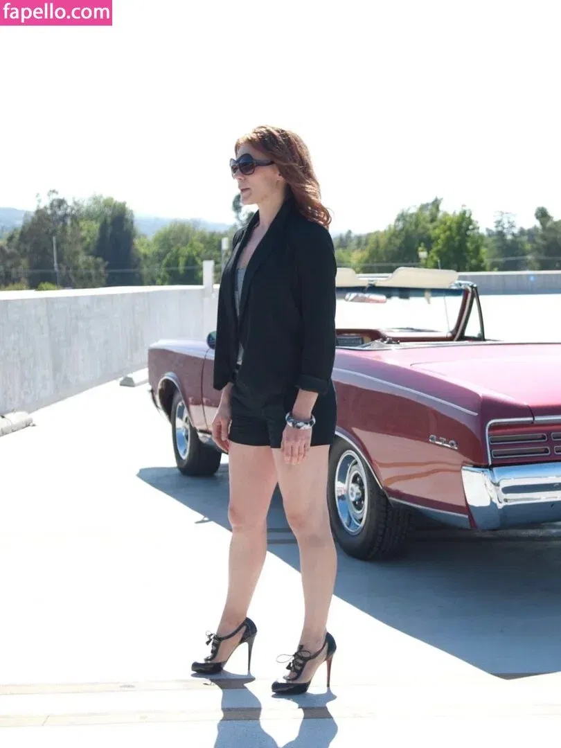 Katee Sackhoff Onlyfans Photo Gallery 