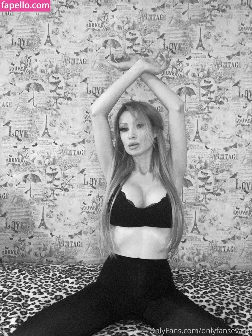 evavixenfree Onlyfans Photo Gallery 