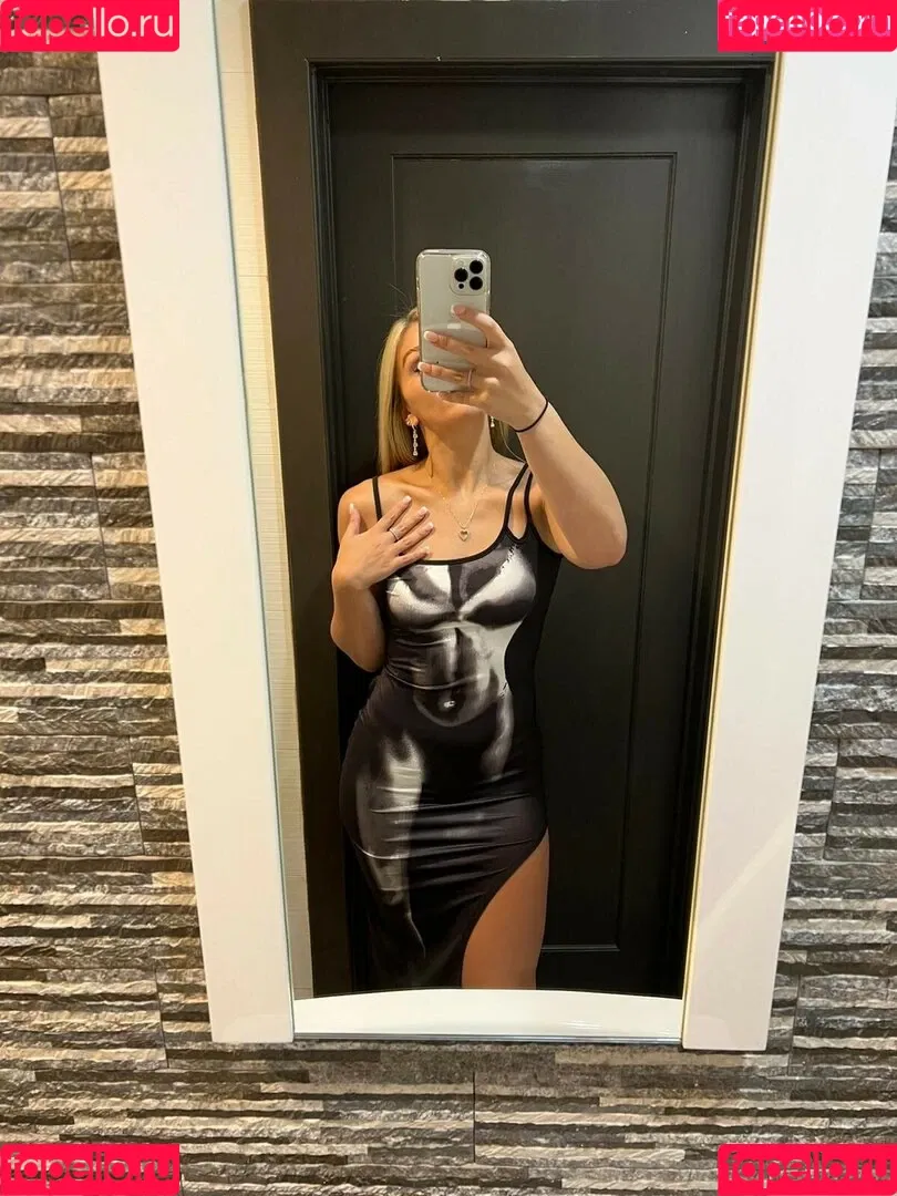 Lyndalessandro Onlyfans Photo Gallery 