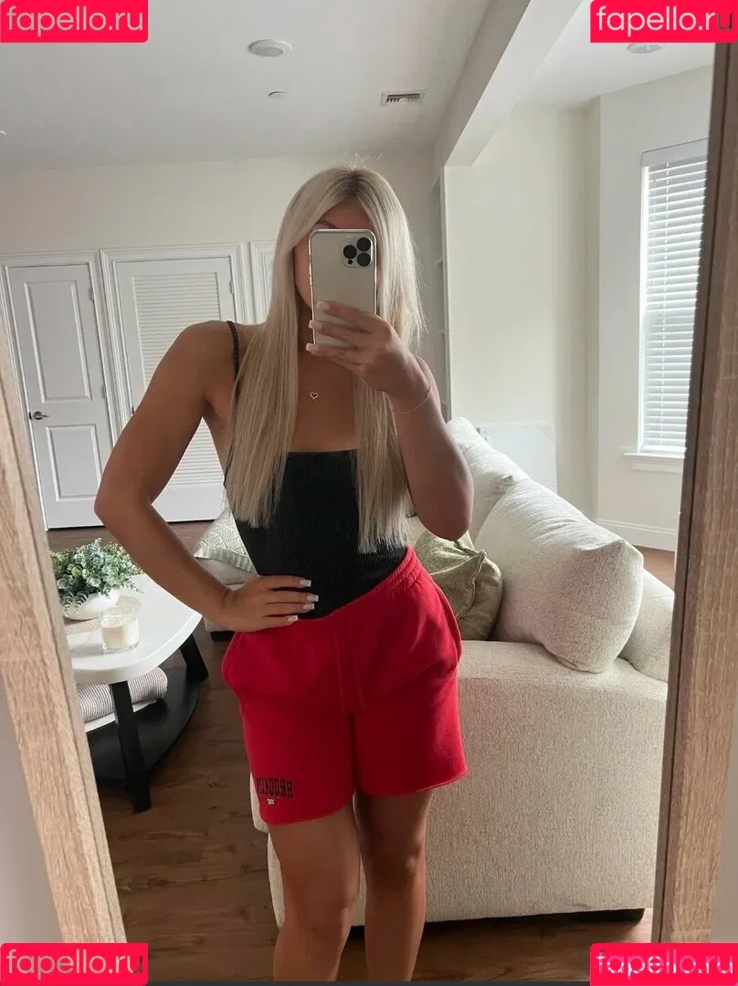 Lyndalessandro Onlyfans Photo Gallery 