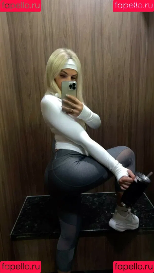 Lyndalessandro Onlyfans Photo Gallery 