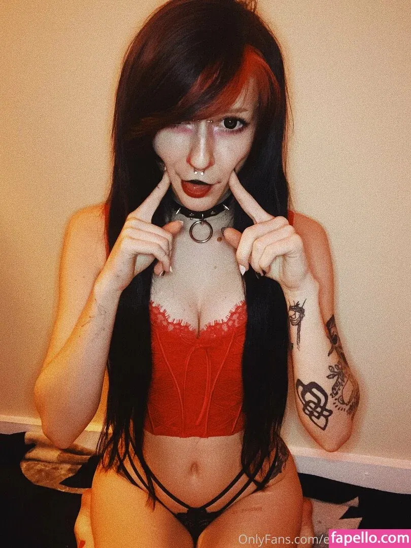 elflovingherself Onlyfans Photo Gallery 