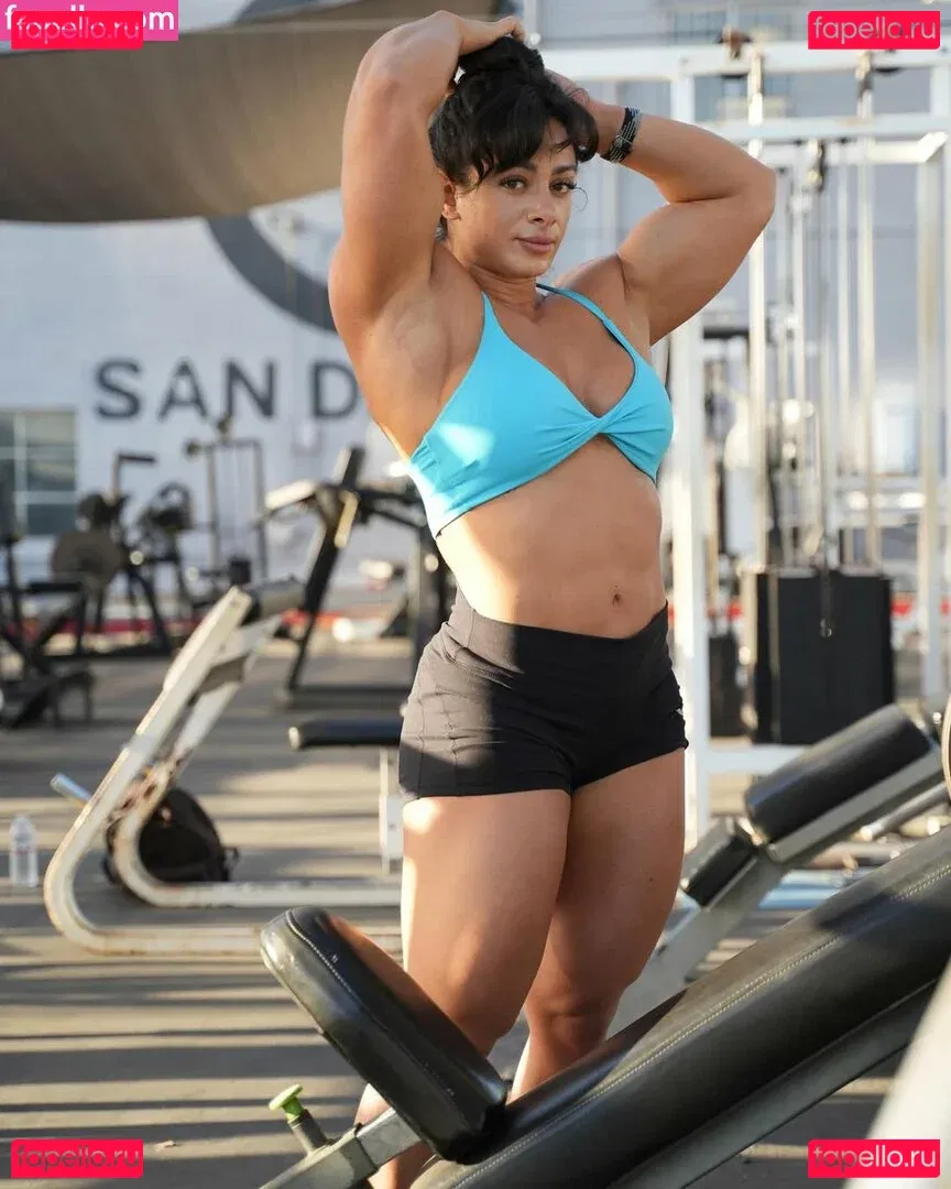 Fit Ronnie Onlyfans Photo Gallery 