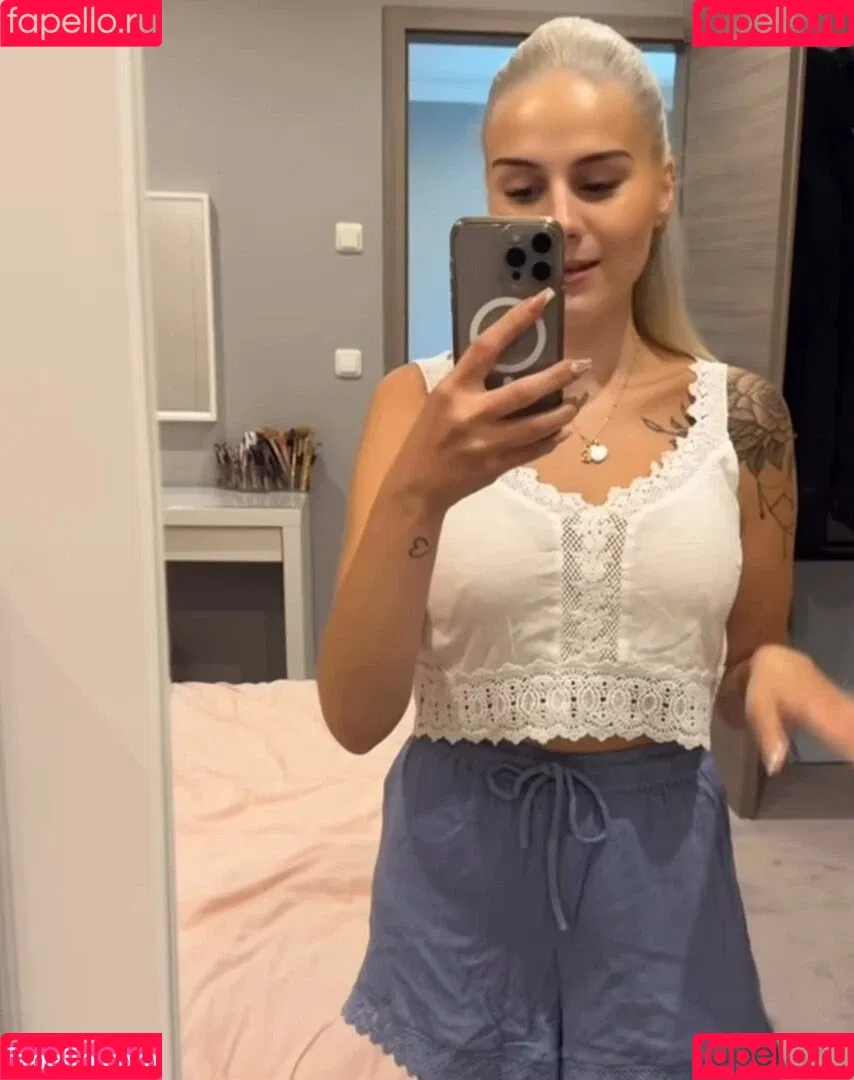 Wollnys Onlyfans Photo Gallery 