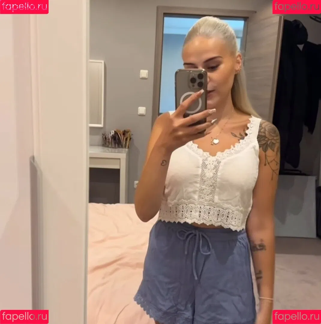 Wollnys Onlyfans Photo Gallery 