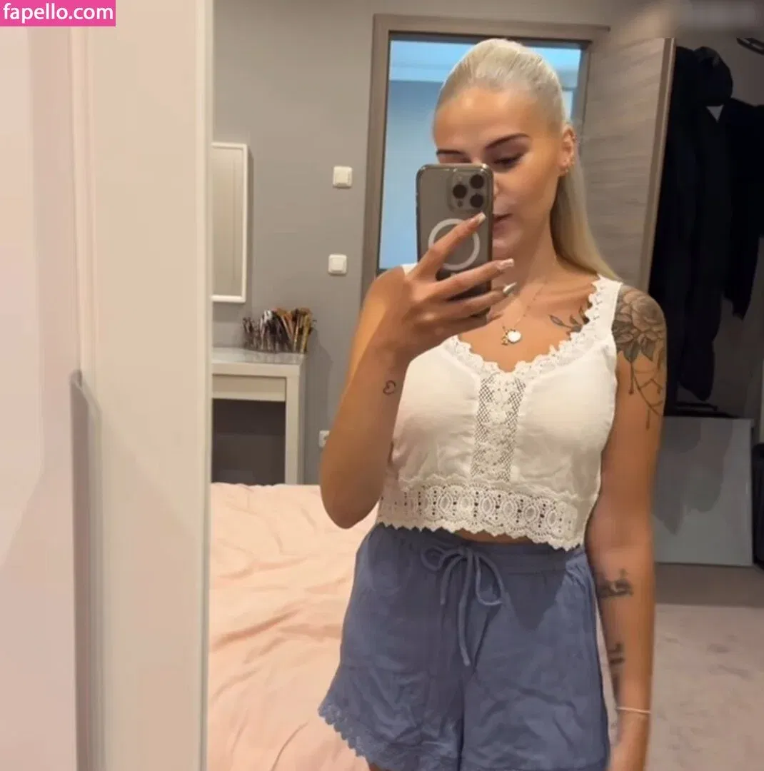 Wollnys Onlyfans Photo Gallery 