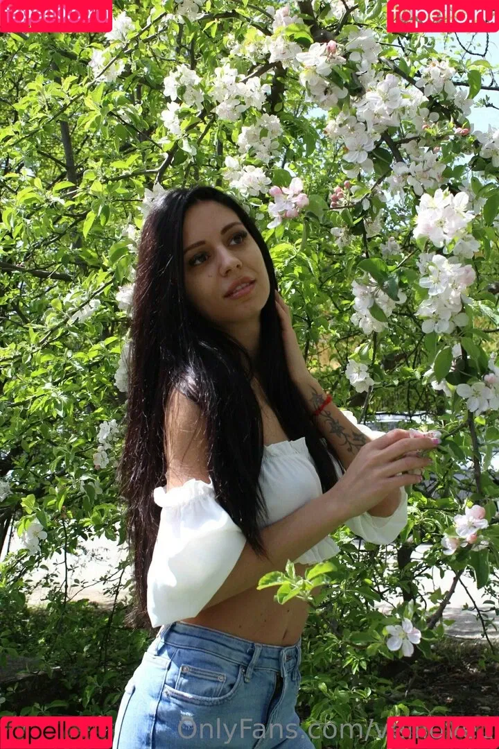velilove1 Onlyfans Photo Gallery 