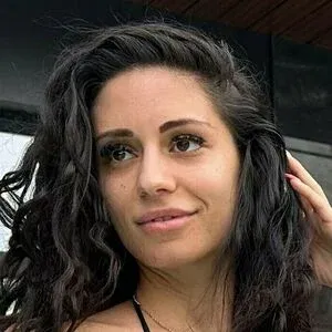 velilove1 Onlyfans Photo Gallery 