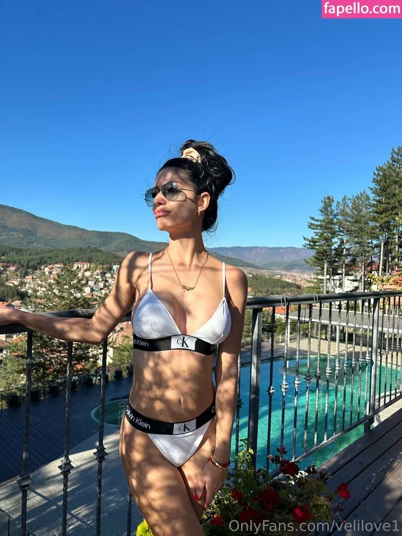 velilove1 Onlyfans Photo Gallery 