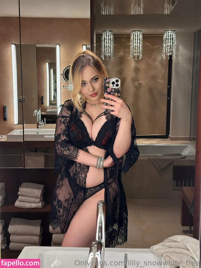 Lilly Snowwhite Onlyfans Photo Gallery 