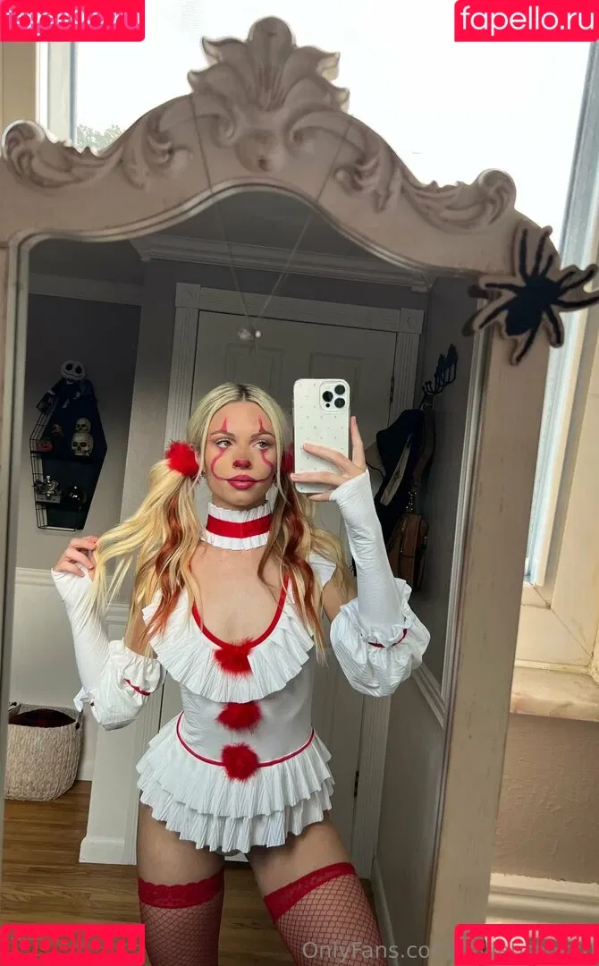 laylabrooks0 Onlyfans Photo Gallery 
