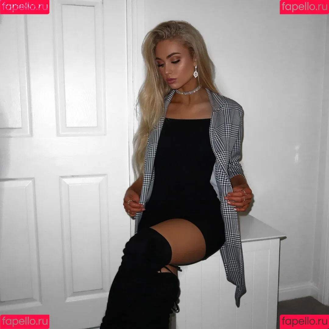 Abby Benson Onlyfans Photo Gallery 