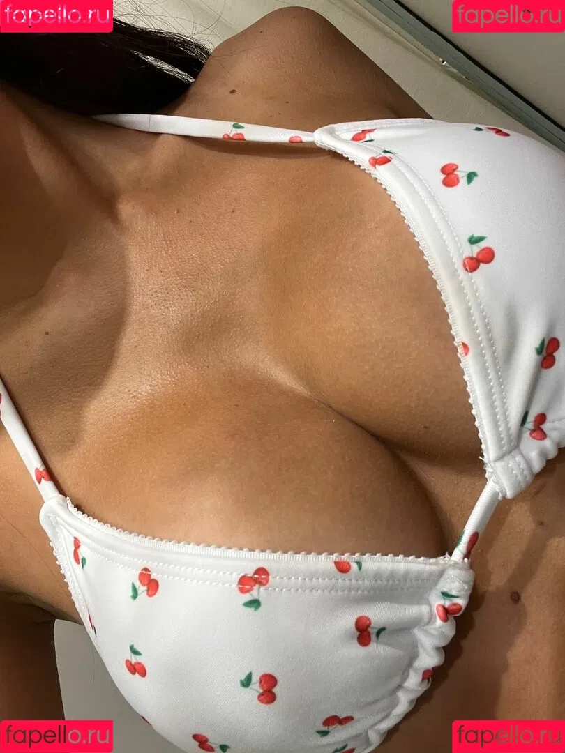 miugarcia Onlyfans Photo Gallery 