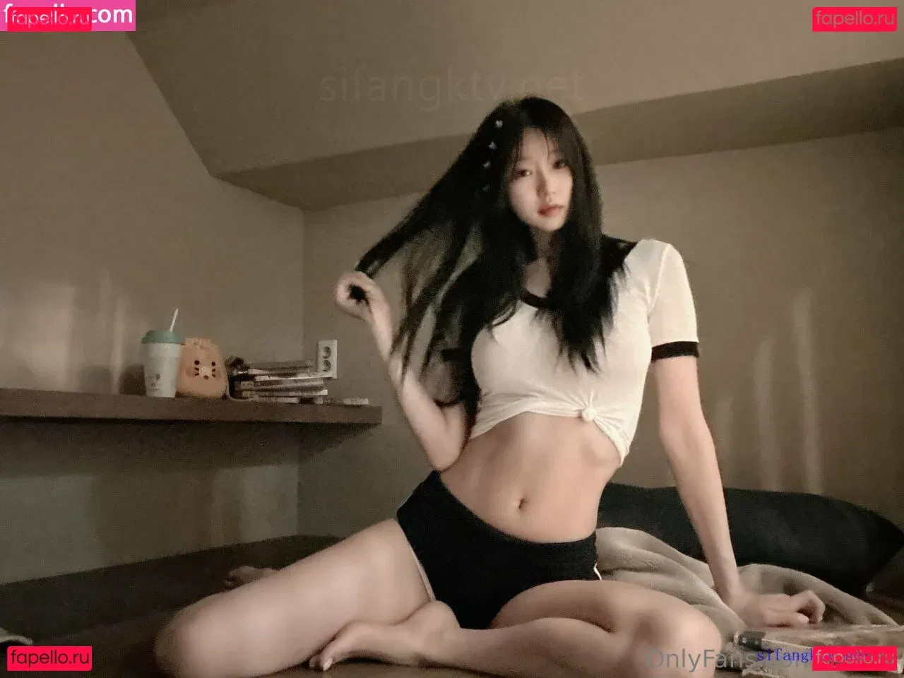 eseoa Onlyfans Photo Gallery 