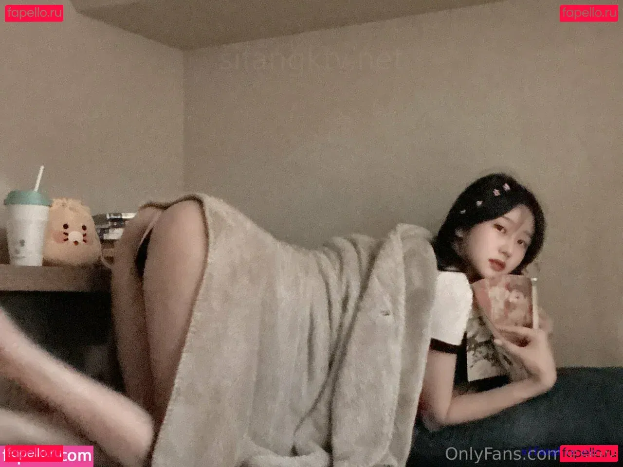 eseoa Onlyfans Photo Gallery 